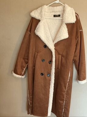 Stylish Women's Brown Faux Suede Shearling Coat - Cream Trim